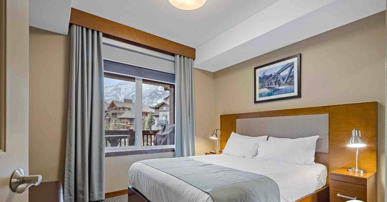 Falcon Crest Lodge 1 Bedroom Condo With Gym & Hot-Tubs & Mountain View Canmore Extérieur photo