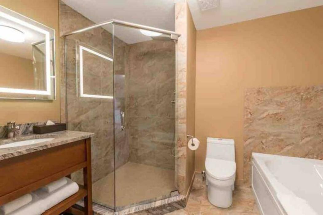 Falcon Crest Lodge 1 Bedroom Condo With Gym & Hot-Tubs & Mountain View Canmore Extérieur photo
